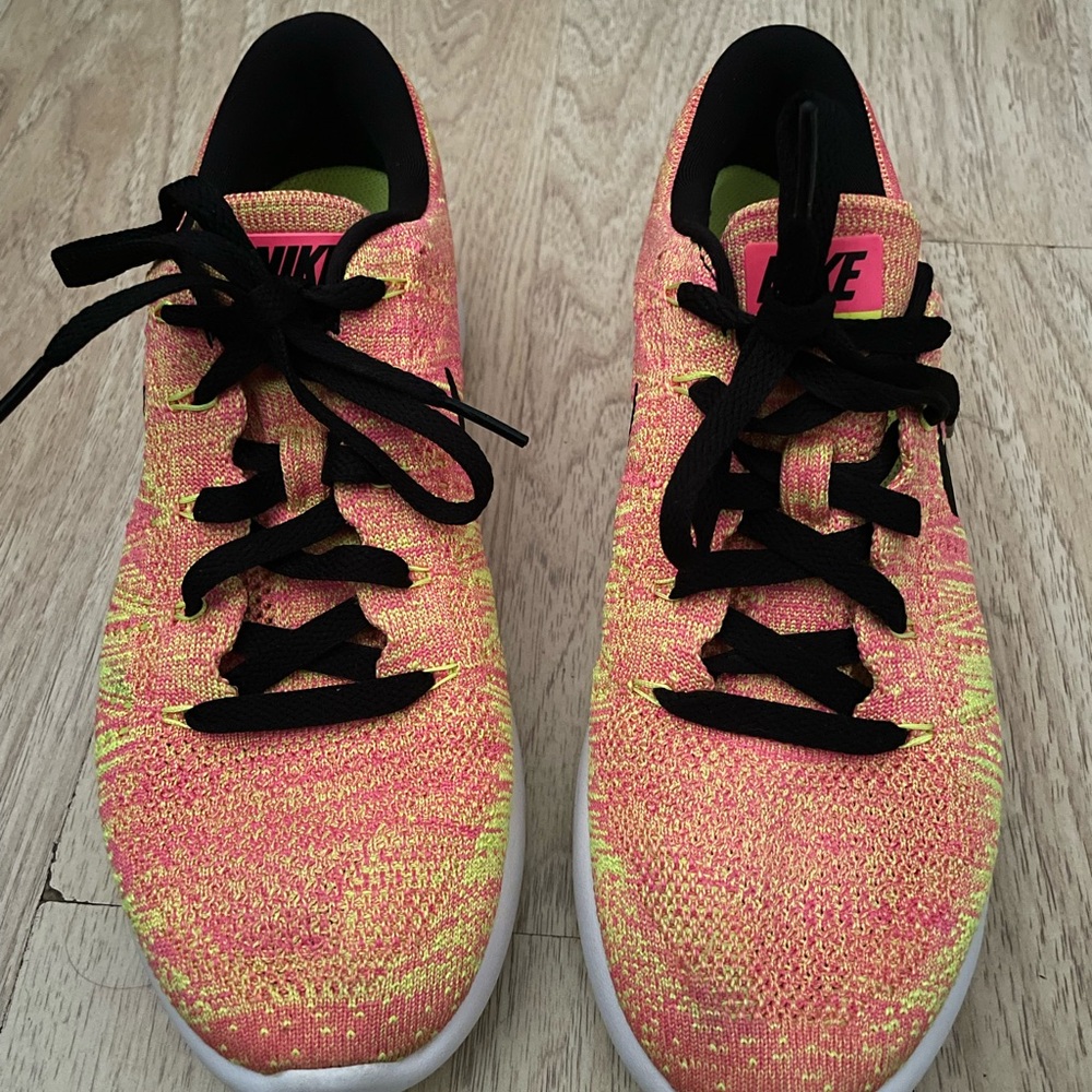 Nike Women’s Flyknit Lunarlon Running Shoes - Pink and Yellow - Picture 3 of 6